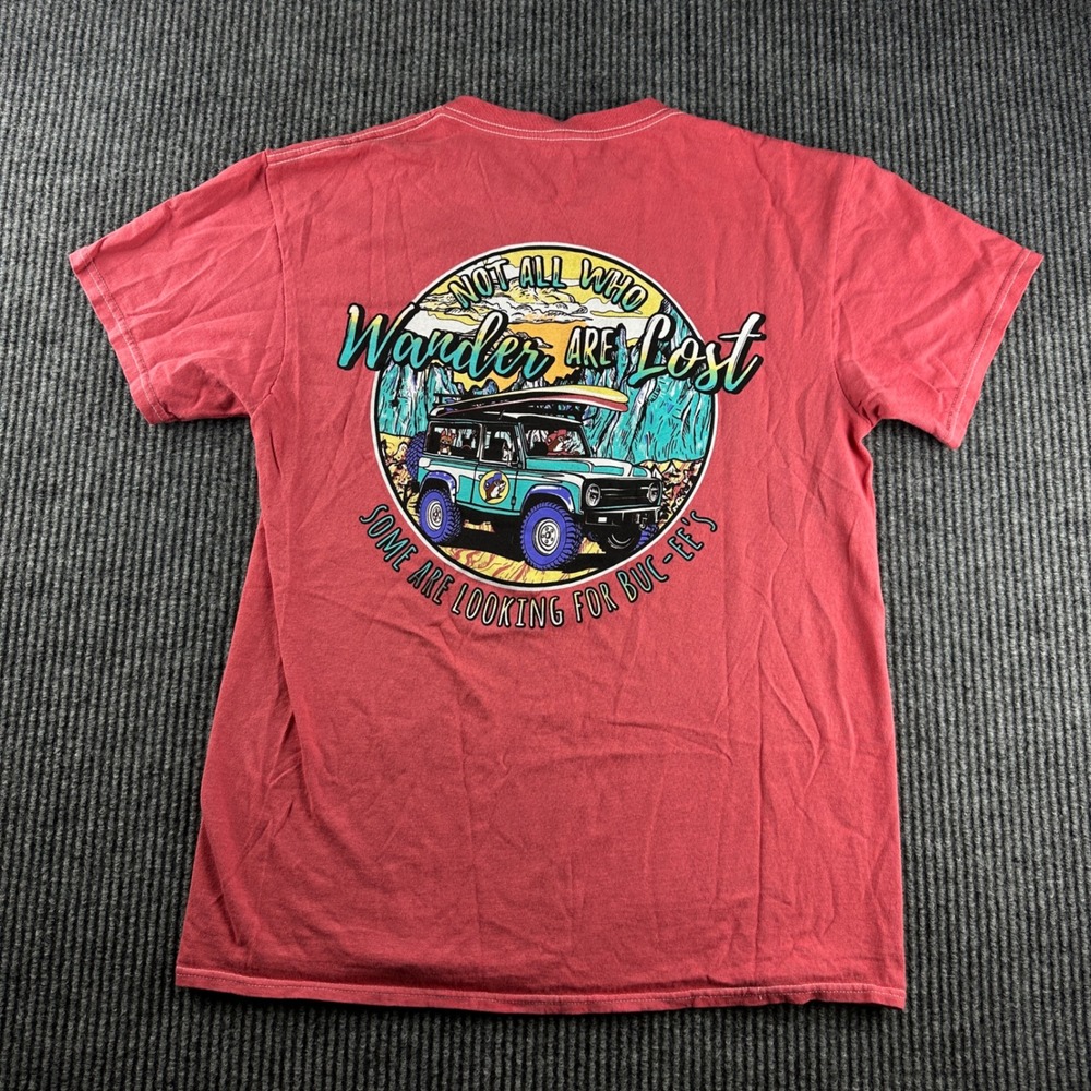 Buc-ees Not All Who Wander Are Lost Graphic T-Shirt Pink Red Medium